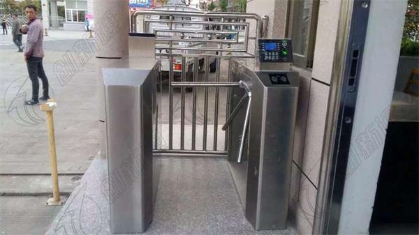 浙江三鼎三輥閘通道圖