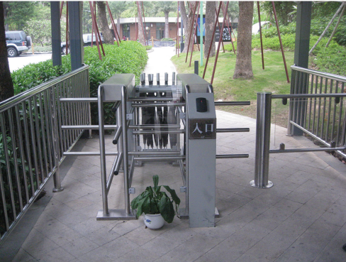 小區(qū)旋轉(zhuǎn)閘案例