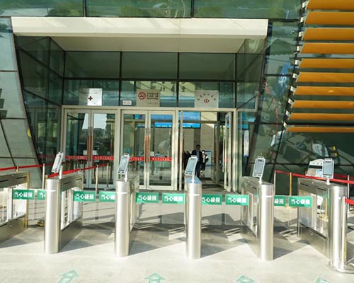 人臉識(shí)別閘機(jī)